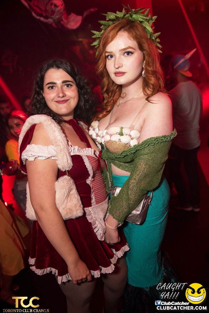 Club Crawl party venue photo 3 - October 25th, 2019