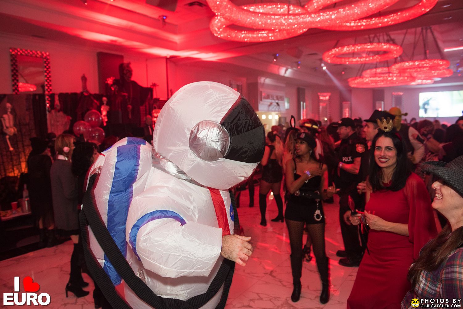 Julius party venue photo 230 - October 30th, 2021