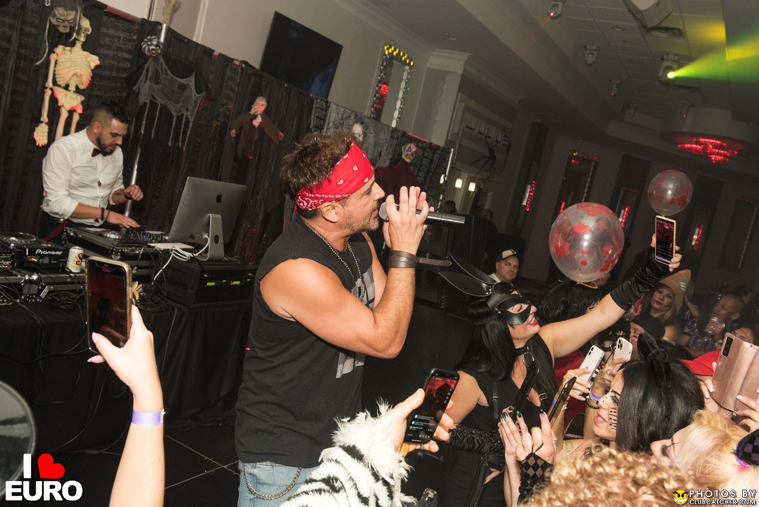 Julius party venue photo 501 - October 30th, 2021