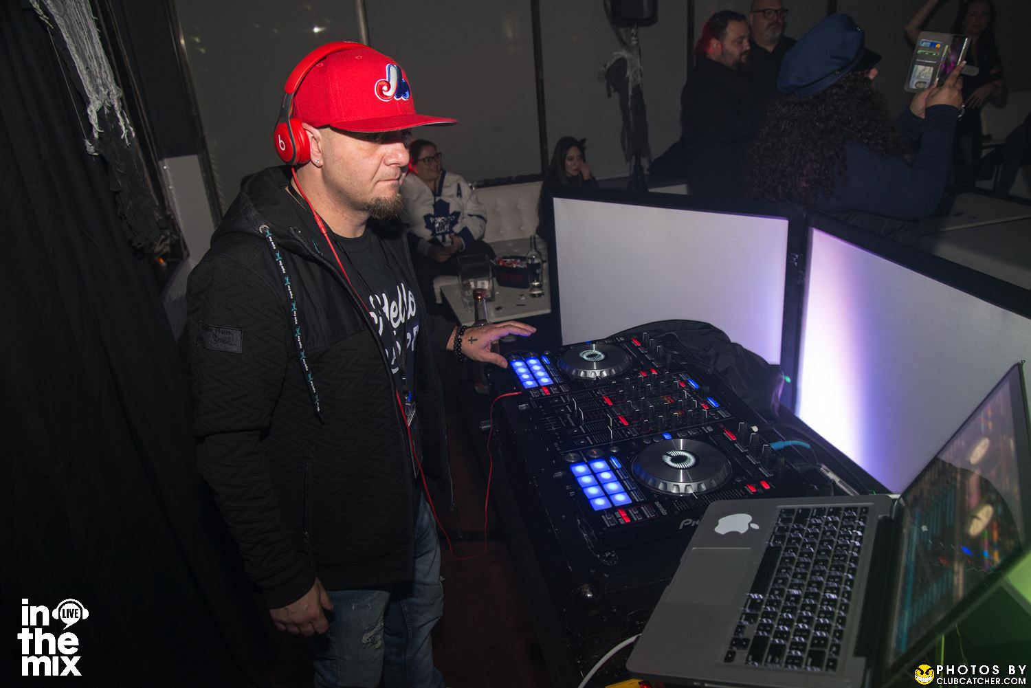 Muse party venue photo 375 - October 30th, 2021