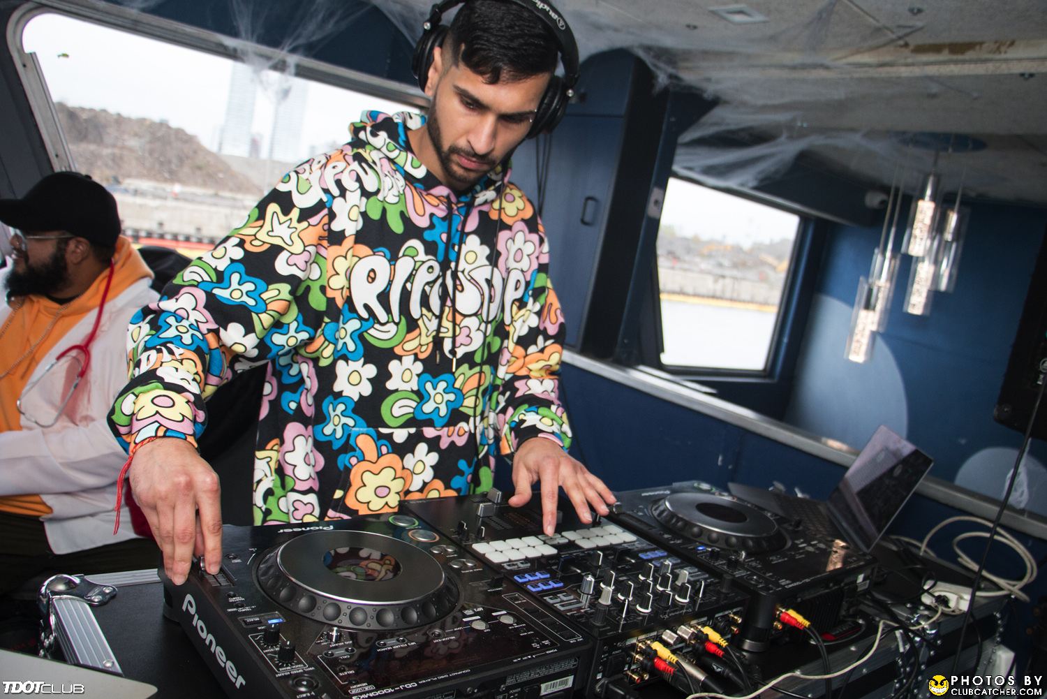 Empress Of Canada party venue photo 52 - October 30th, 2021