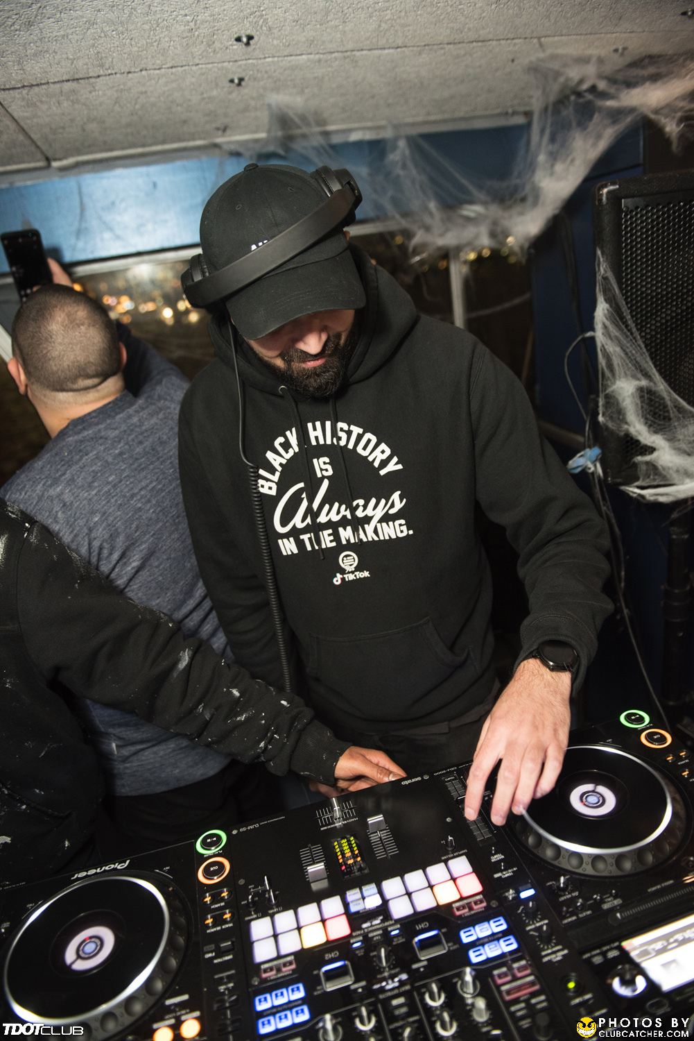 Empress Of Canada party venue photo 27 - November 6th, 2021