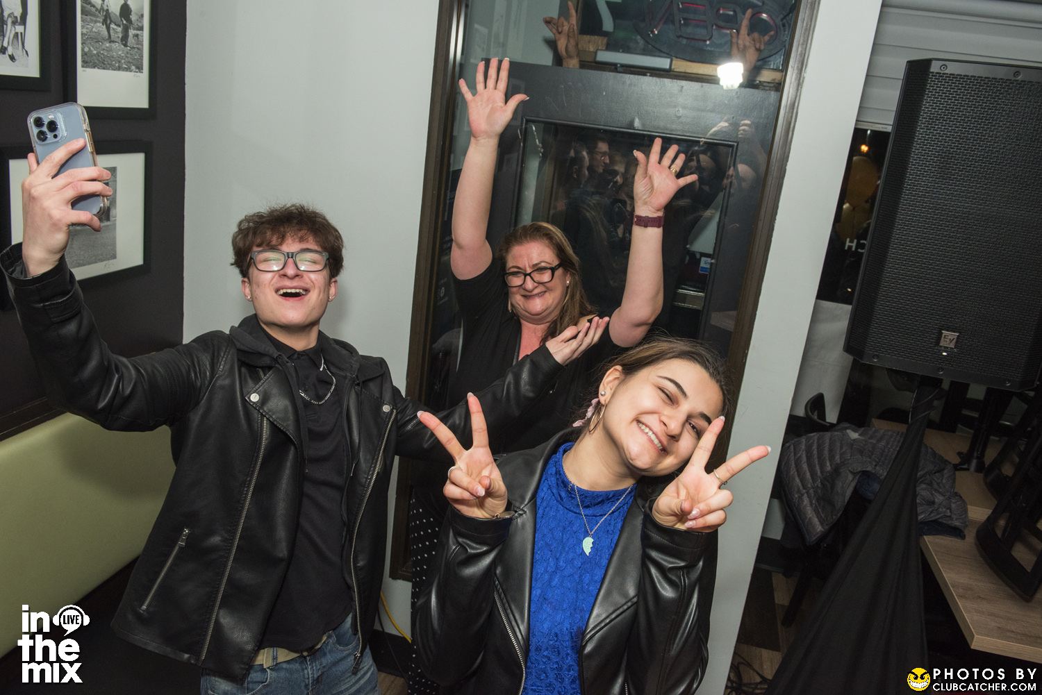 Franks Place lounge photo 123 - March 11th, 2022