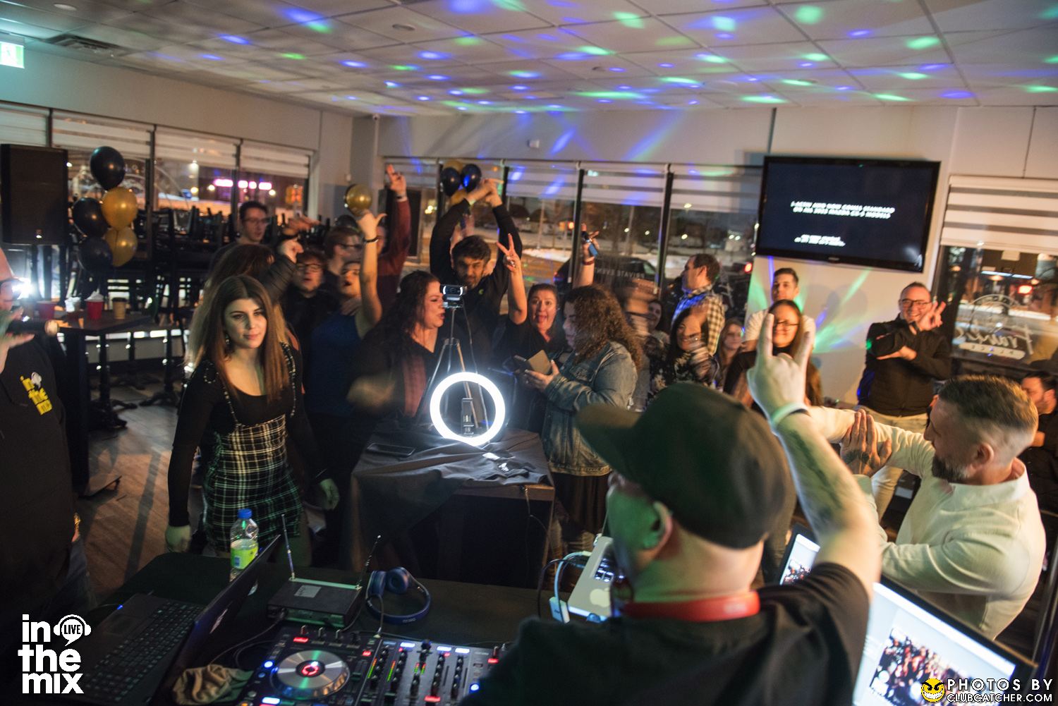 Franks Place lounge photo 135 - March 11th, 2022