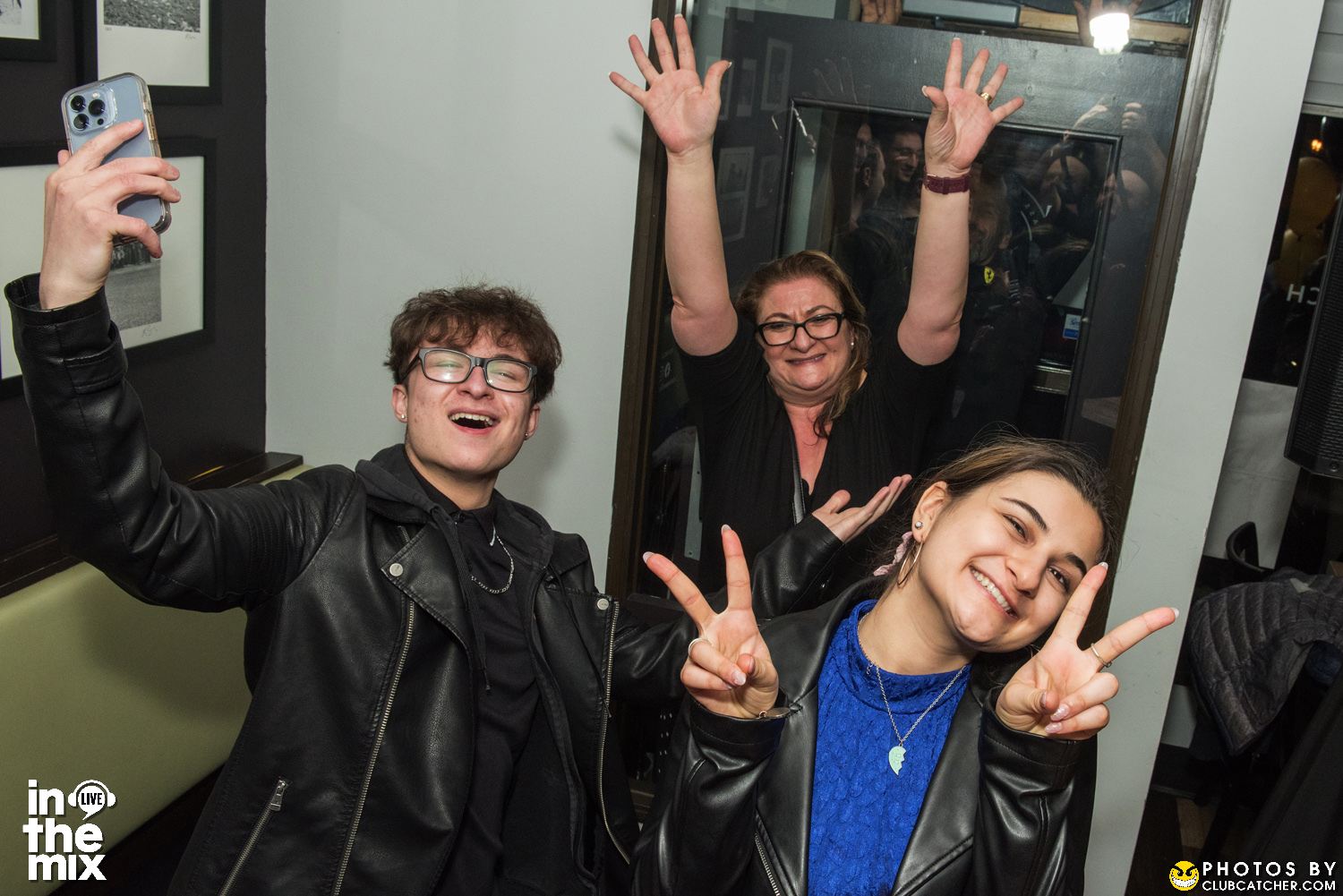 Franks Place lounge photo 15 - March 11th, 2022