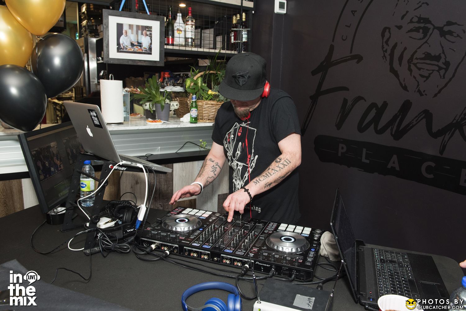 Franks Place lounge photo 163 - March 11th, 2022