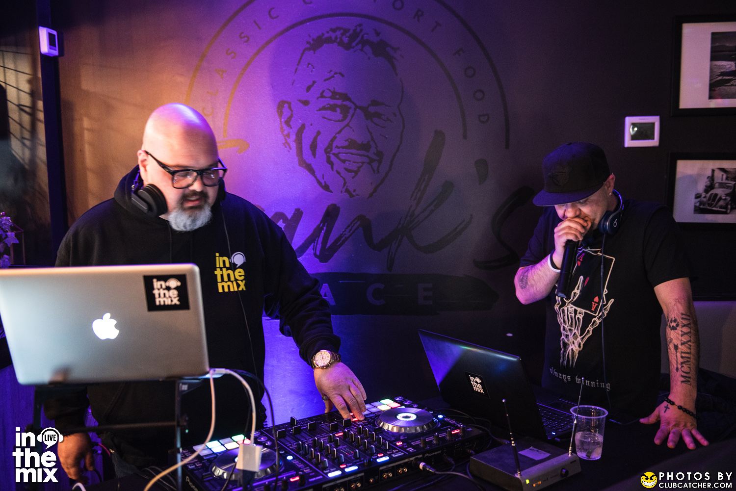 Franks Place lounge photo 18 - March 11th, 2022