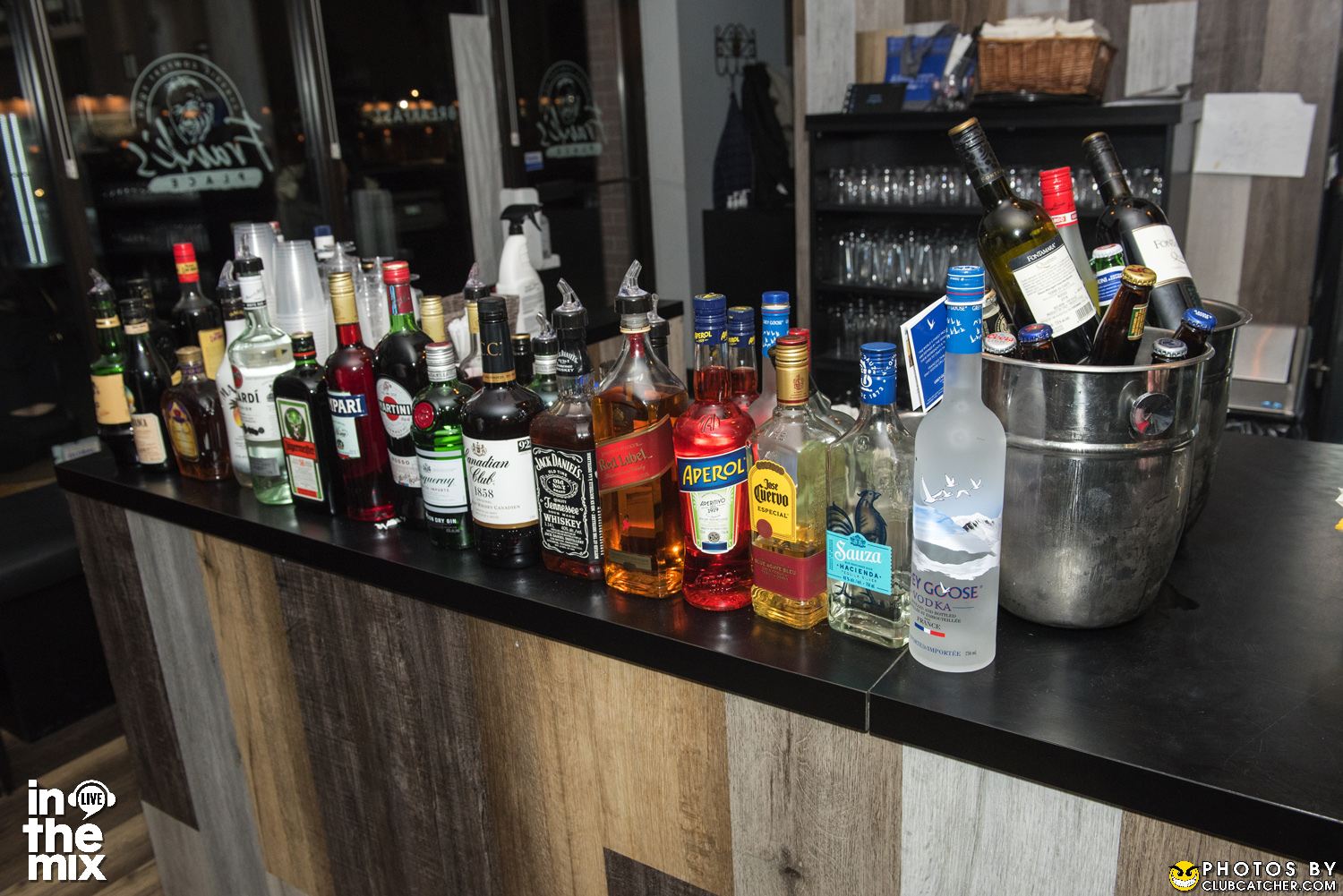 Franks Place lounge photo 221 - March 11th, 2022