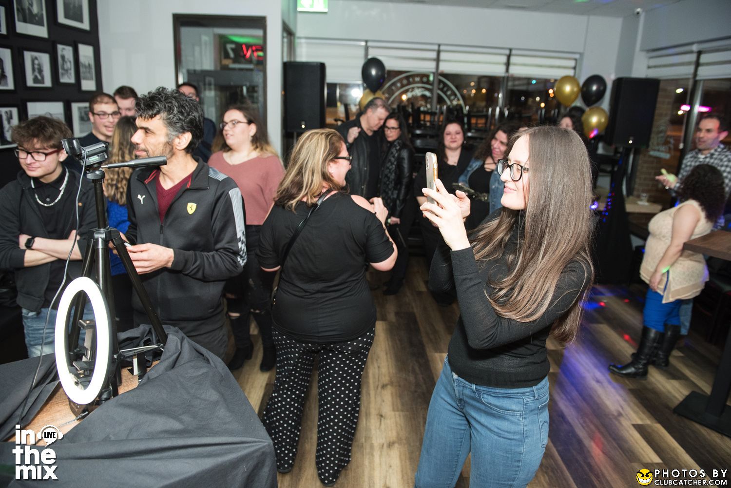 Franks Place lounge photo 250 - March 11th, 2022