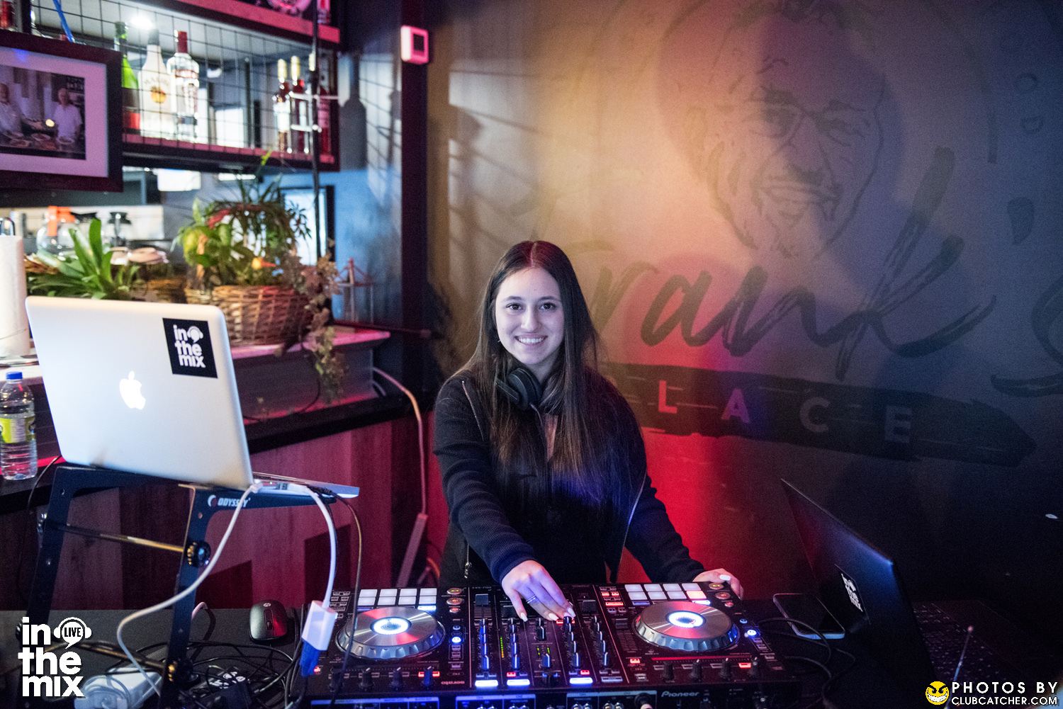 Franks Place lounge photo 26 - March 11th, 2022