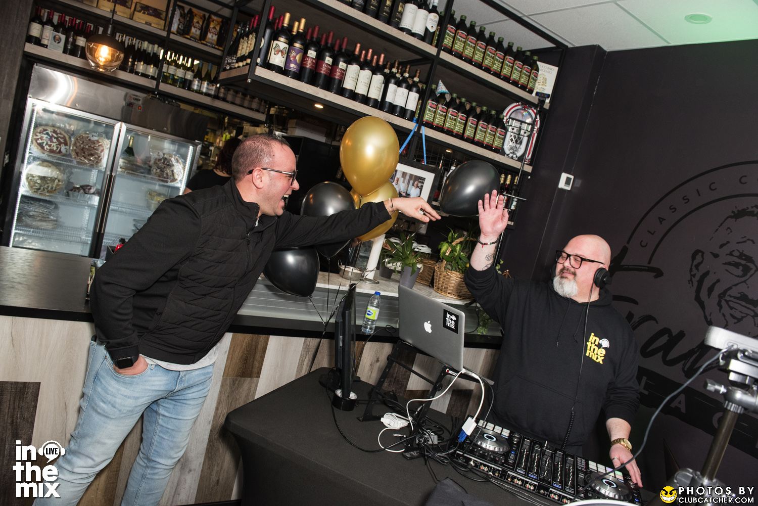 Franks Place lounge photo 264 - March 11th, 2022