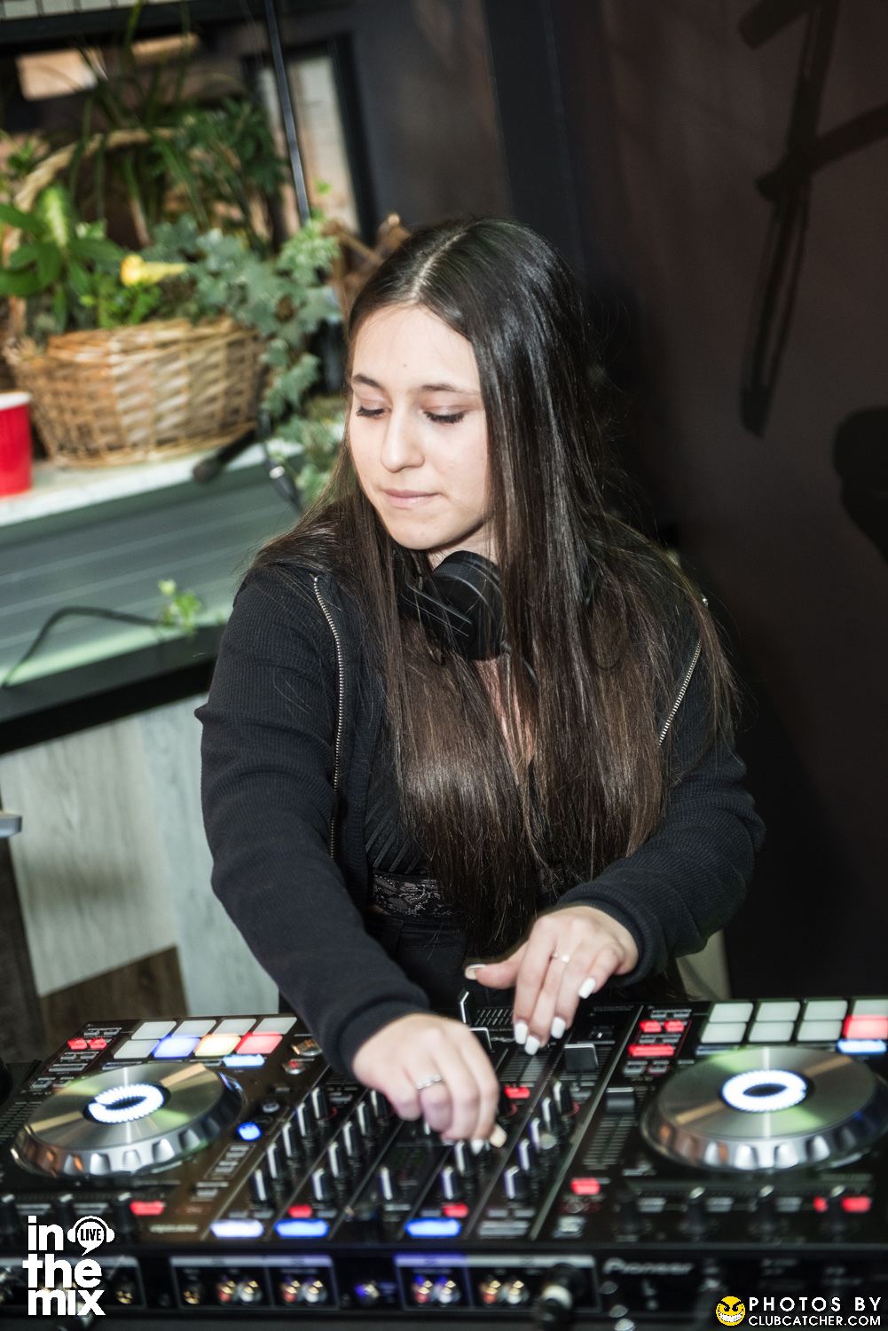 Franks Place lounge photo 270 - March 11th, 2022