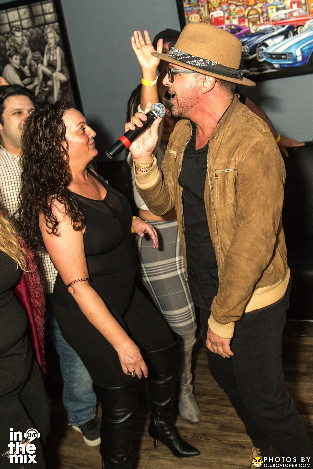 Via Mercanti lounge photo 107 - April 15th, 2022