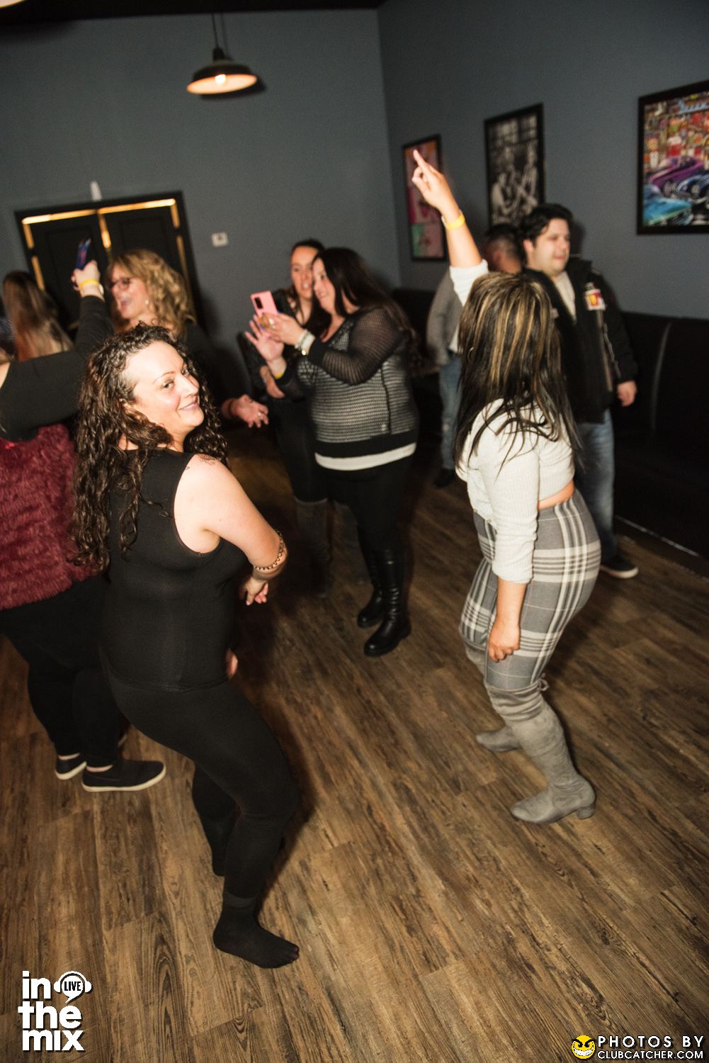 Via Mercanti lounge photo 147 - April 15th, 2022