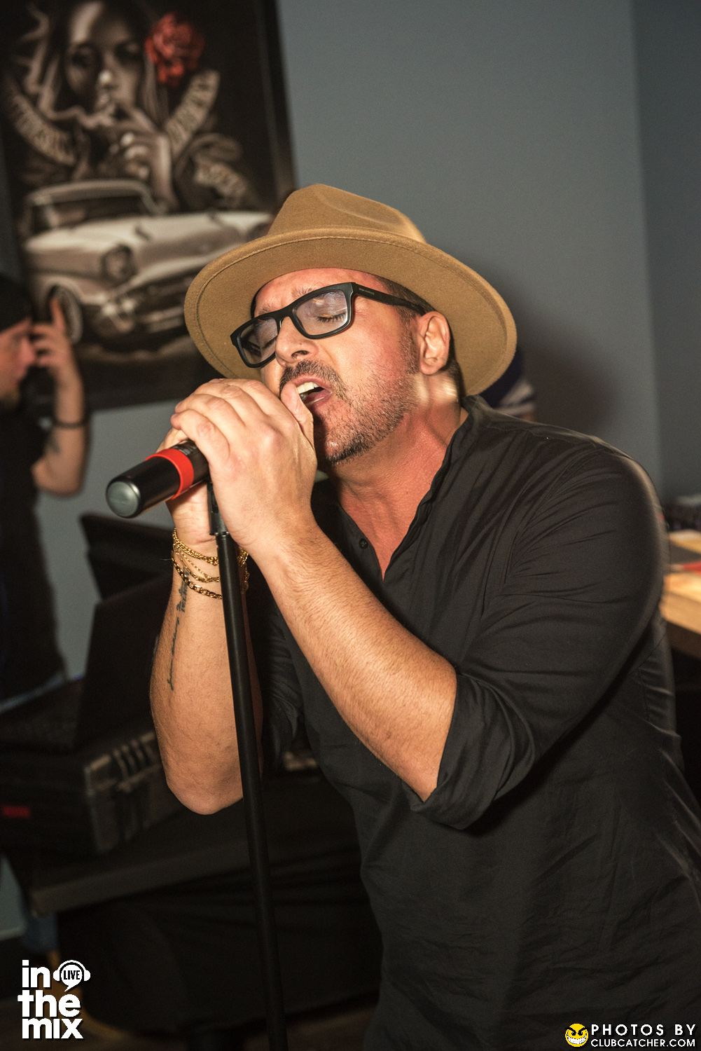 Via Mercanti lounge photo 173 - April 15th, 2022