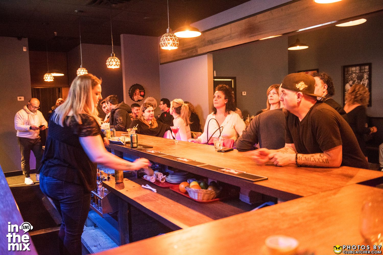 Via Mercanti lounge photo 186 - April 15th, 2022