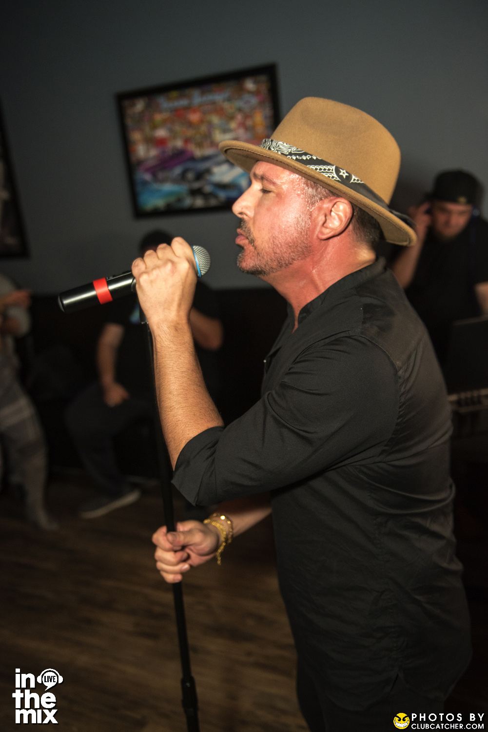 Via Mercanti lounge photo 191 - April 15th, 2022