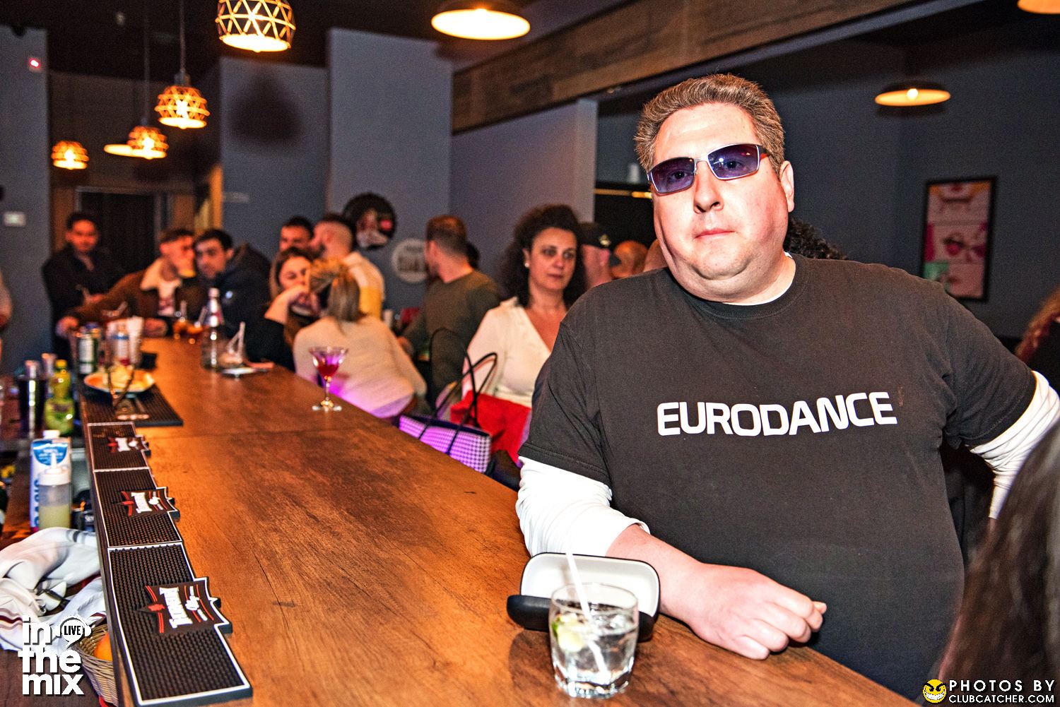 Via Mercanti lounge photo 195 - April 15th, 2022