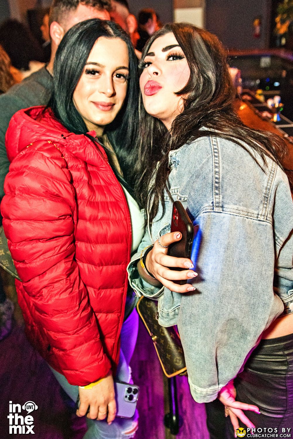 Via Mercanti lounge photo 200 - April 15th, 2022