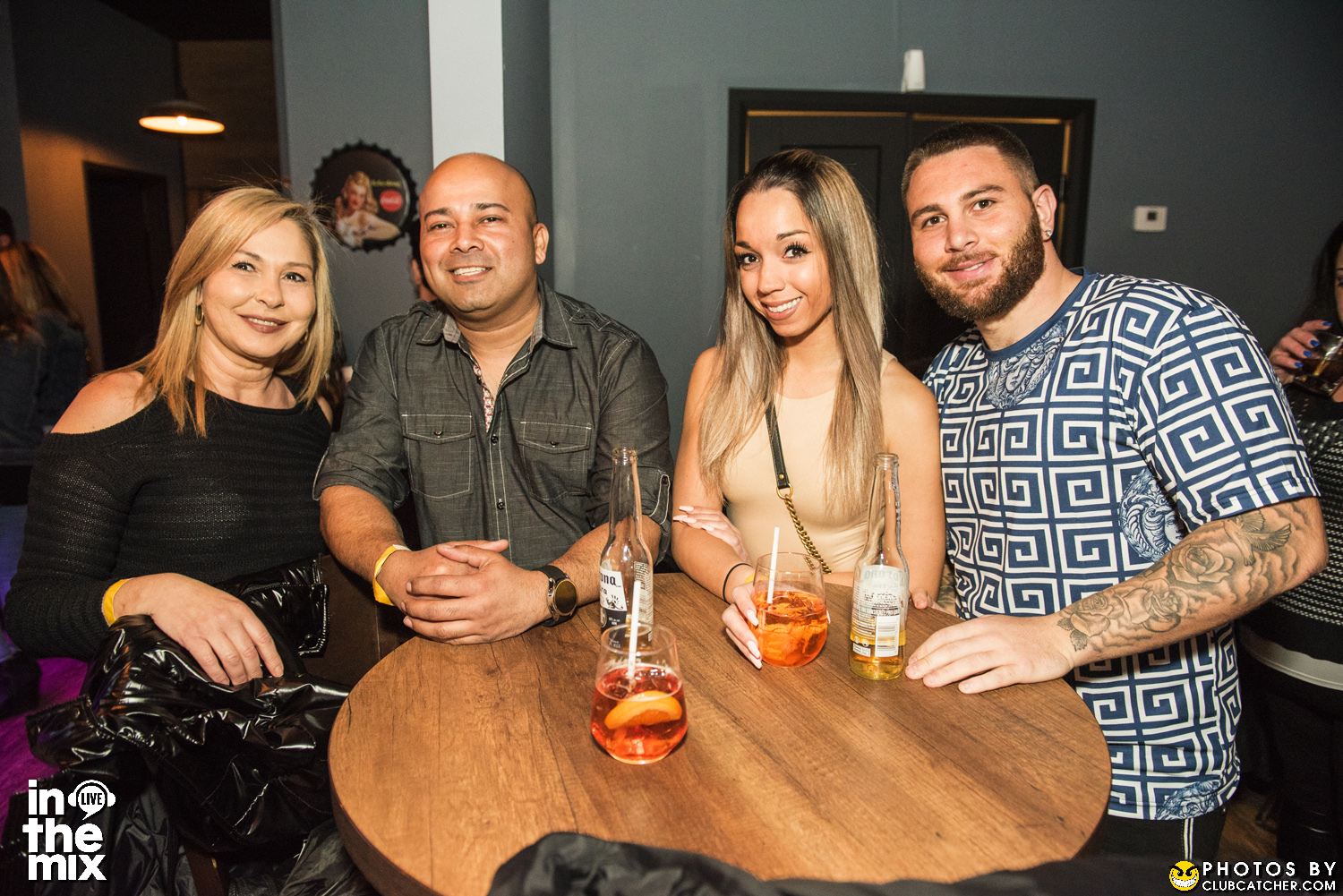 Via Mercanti lounge photo 215 - April 15th, 2022