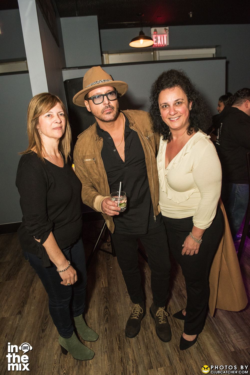 Via Mercanti lounge photo 226 - April 15th, 2022