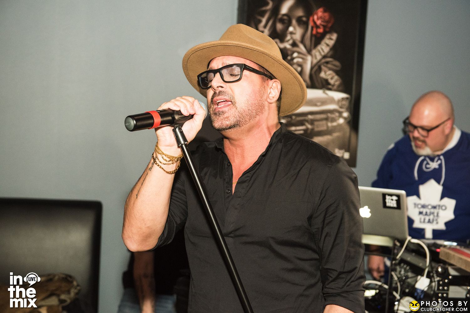 Via Mercanti lounge photo 259 - April 15th, 2022