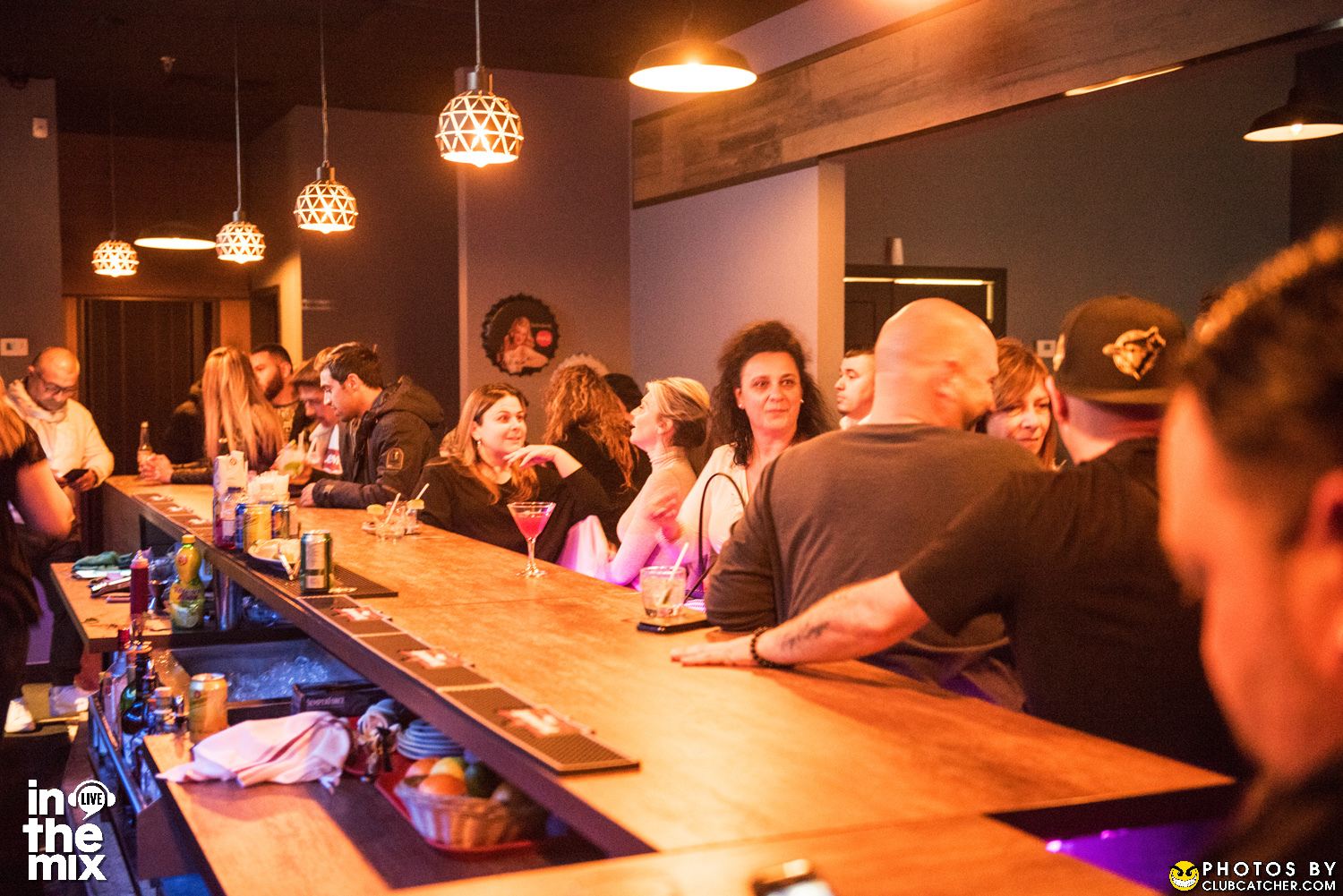 Via Mercanti lounge photo 282 - April 15th, 2022