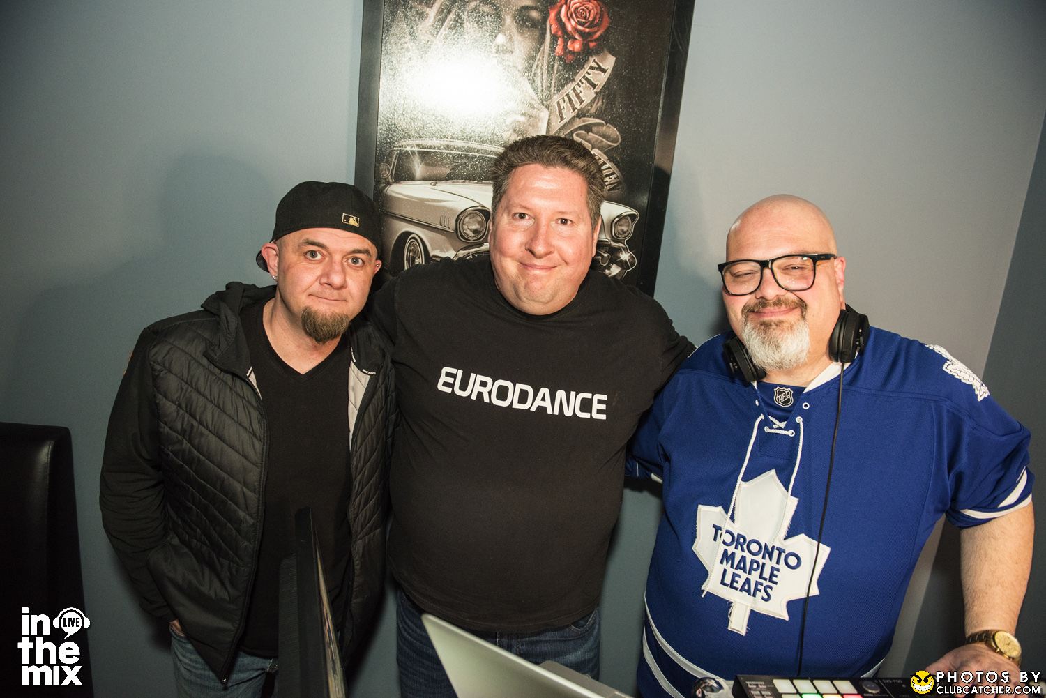 Via Mercanti lounge photo 286 - April 15th, 2022