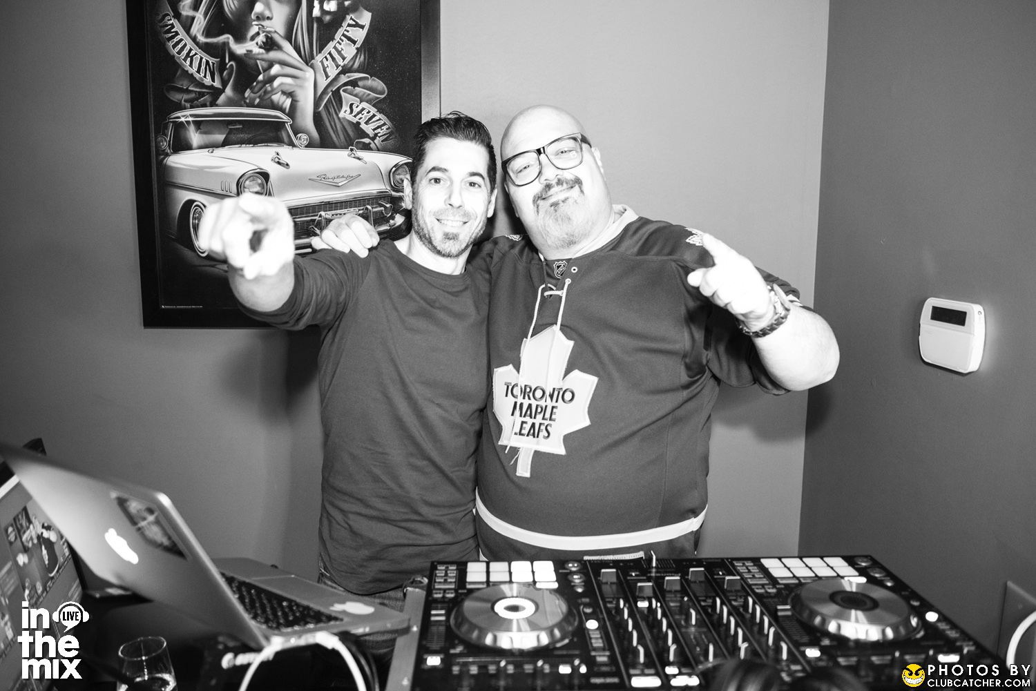 Via Mercanti lounge photo 300 - April 15th, 2022