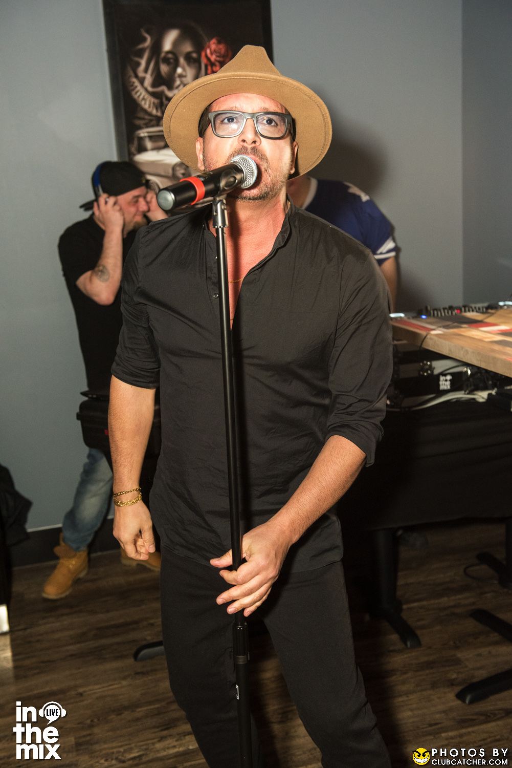 Via Mercanti lounge photo 319 - April 15th, 2022