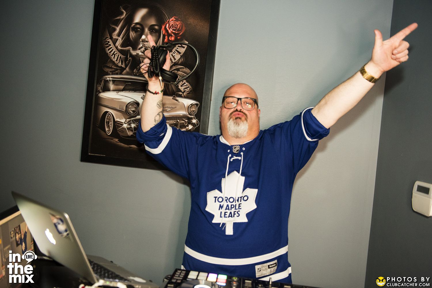 Via Mercanti lounge photo 325 - April 15th, 2022