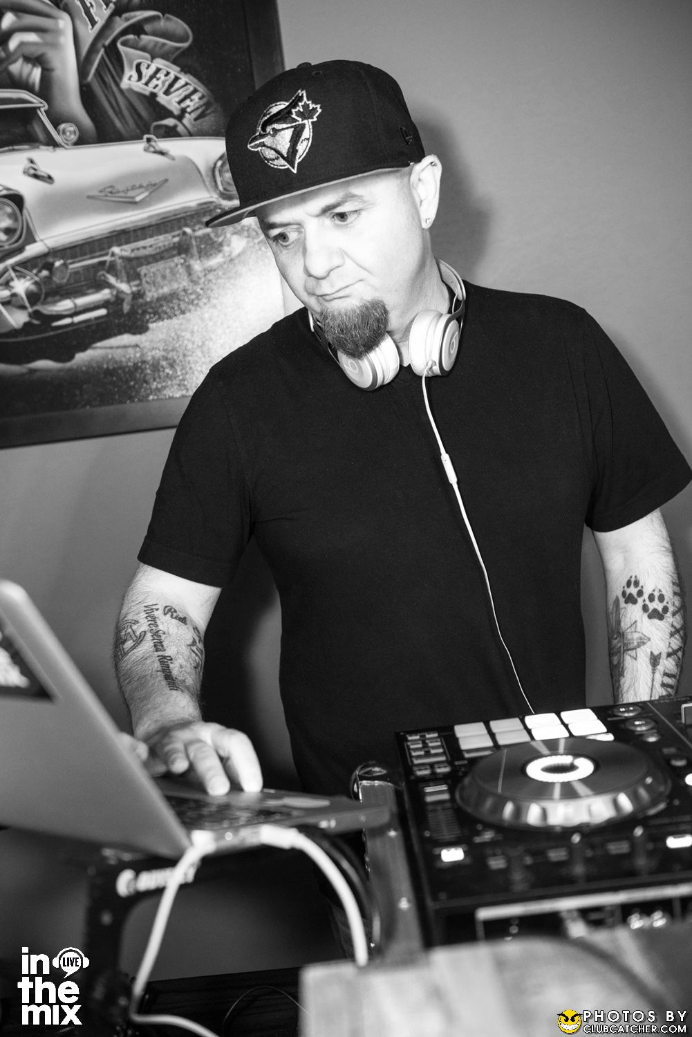 Via Mercanti lounge photo 331 - April 15th, 2022