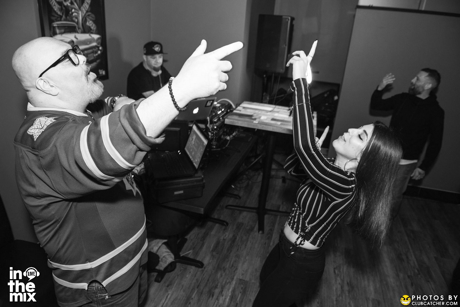 Via Mercanti lounge photo 335 - April 15th, 2022