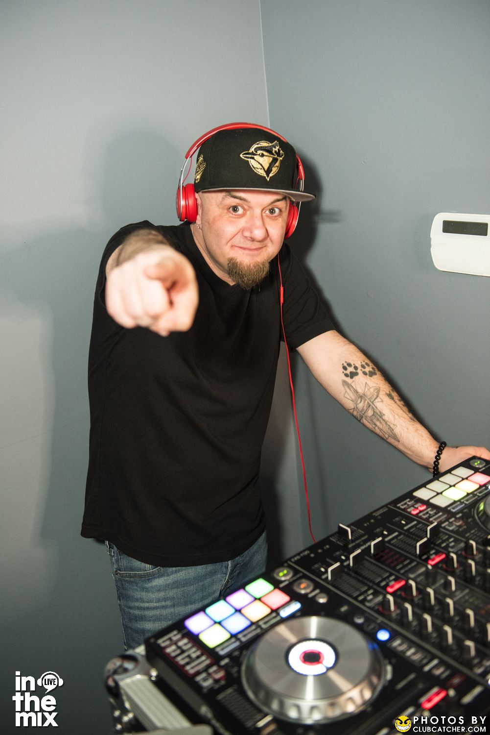 Via Mercanti lounge photo 336 - April 15th, 2022