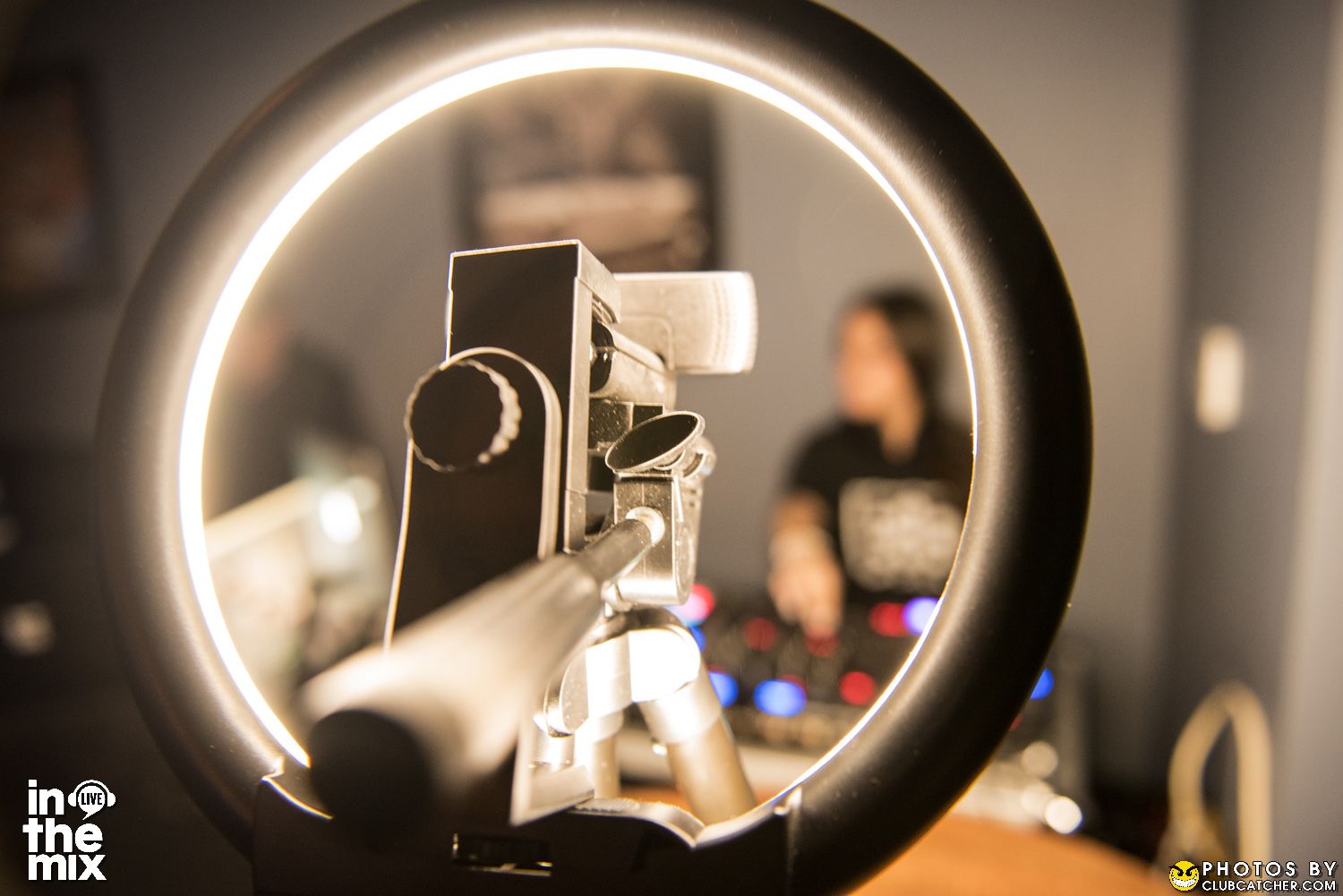 Via Mercanti lounge photo 342 - April 15th, 2022