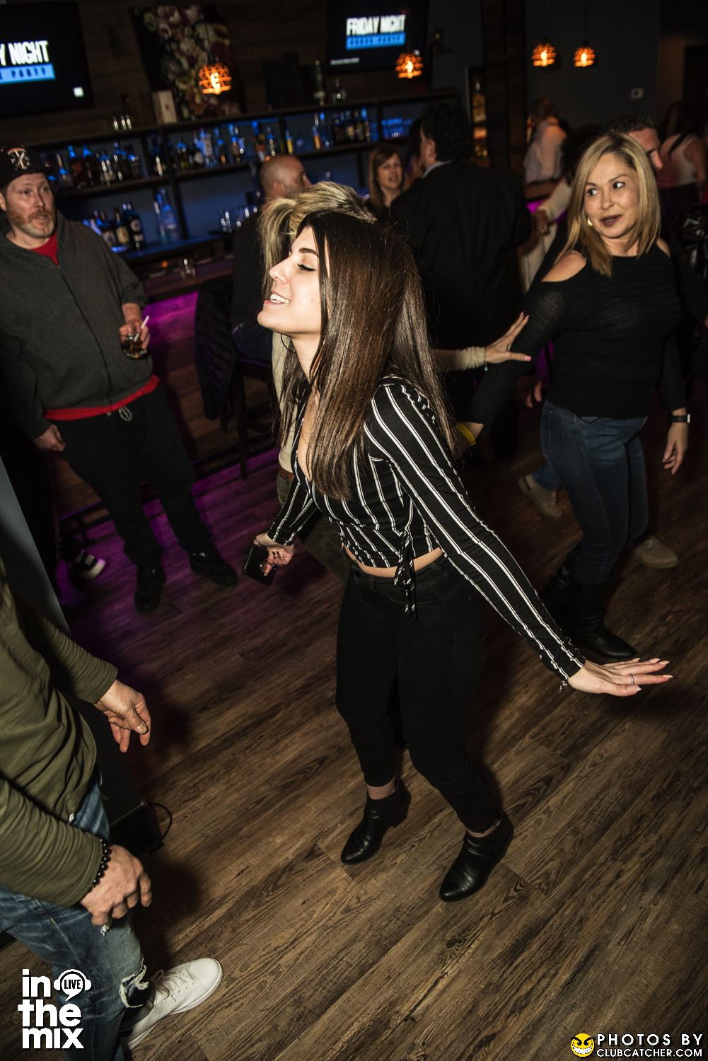 Via Mercanti lounge photo 49 - April 15th, 2022