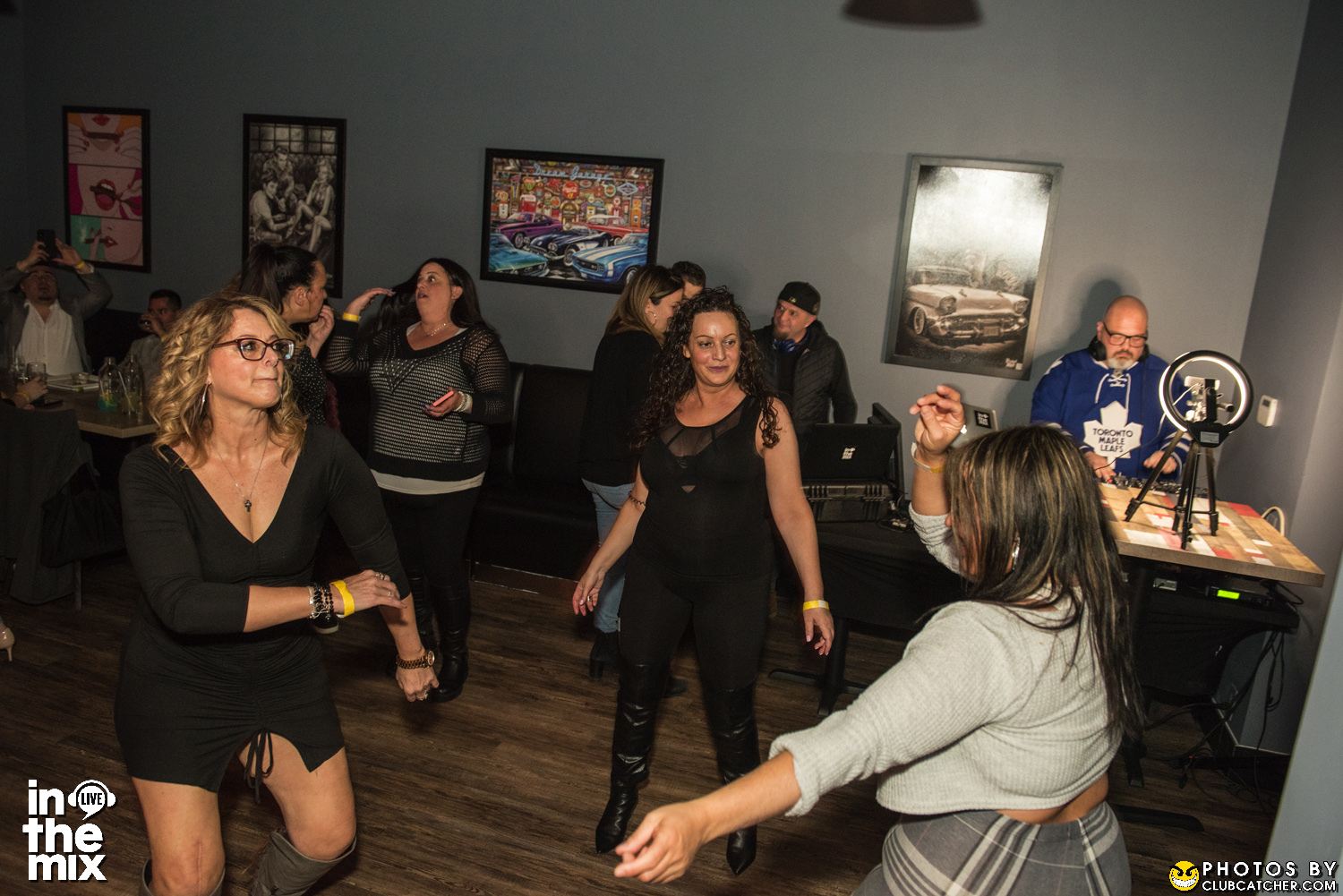 Via Mercanti lounge photo 51 - April 15th, 2022