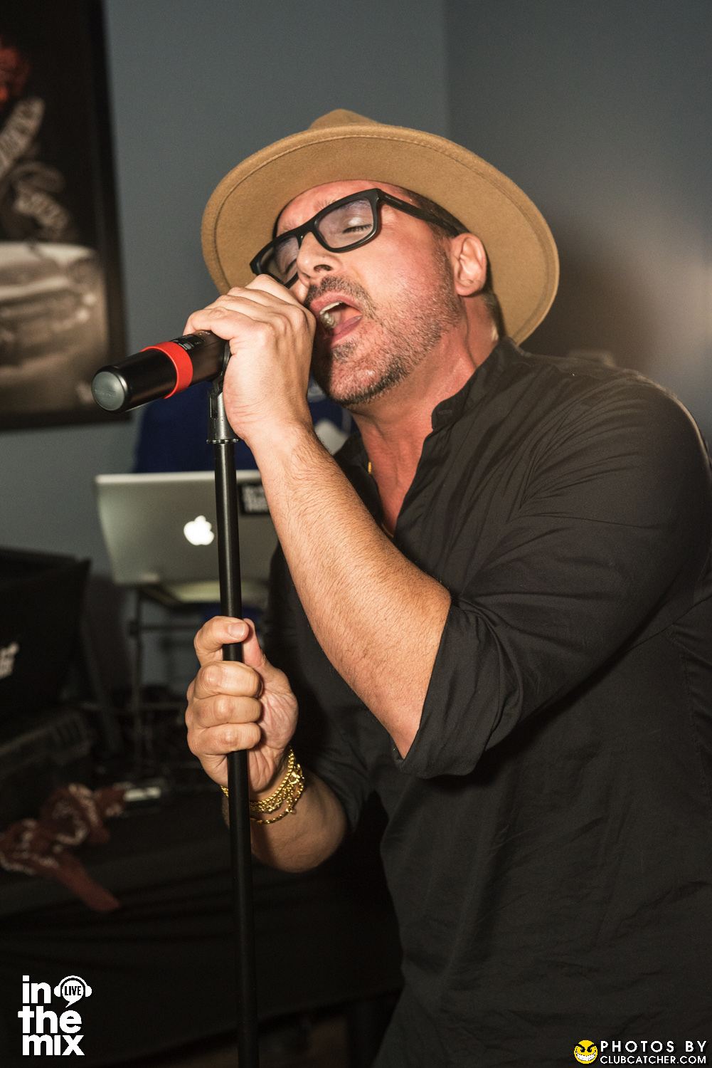 Via Mercanti lounge photo 58 - April 15th, 2022