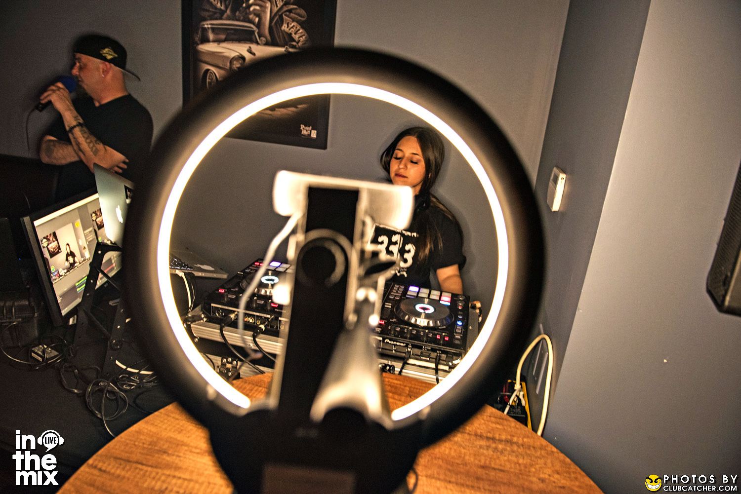 Via Mercanti lounge photo 82 - April 15th, 2022