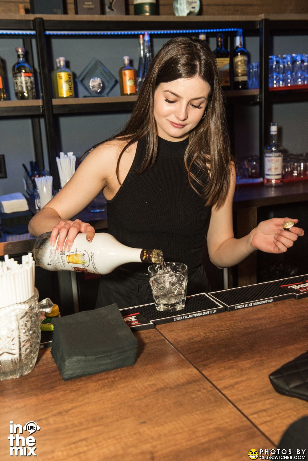 Via Mercanti lounge photo 95 - April 15th, 2022