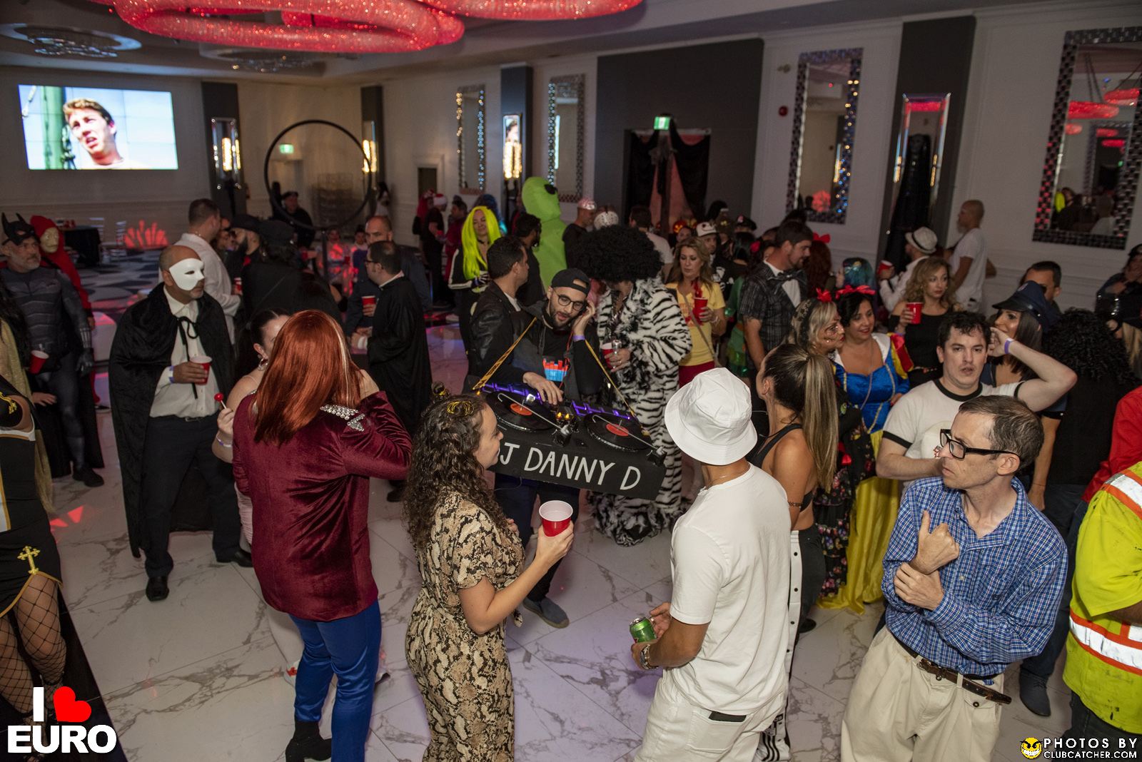 Julius party venue photo 372 - October 29th, 2022