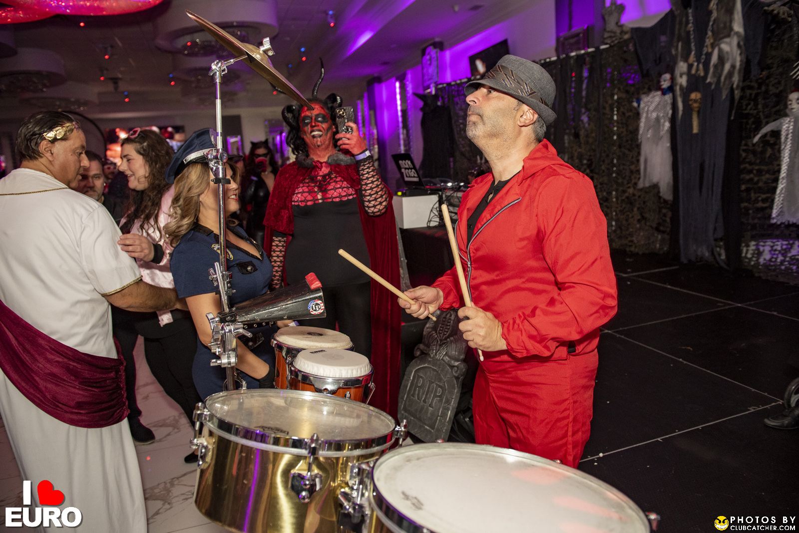 Julius party venue photo 465 - October 29th, 2022