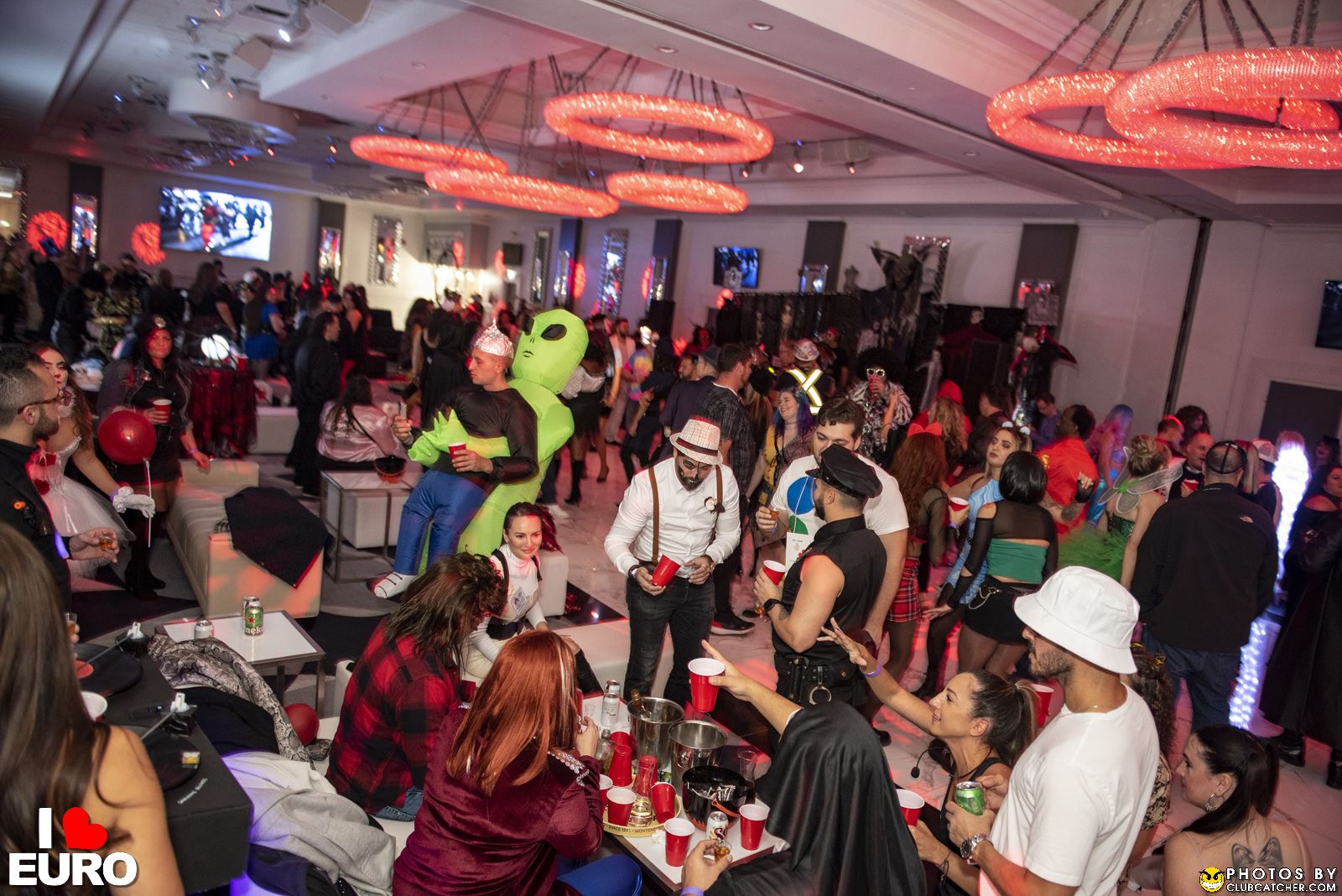 Julius party venue photo 531 - October 29th, 2022