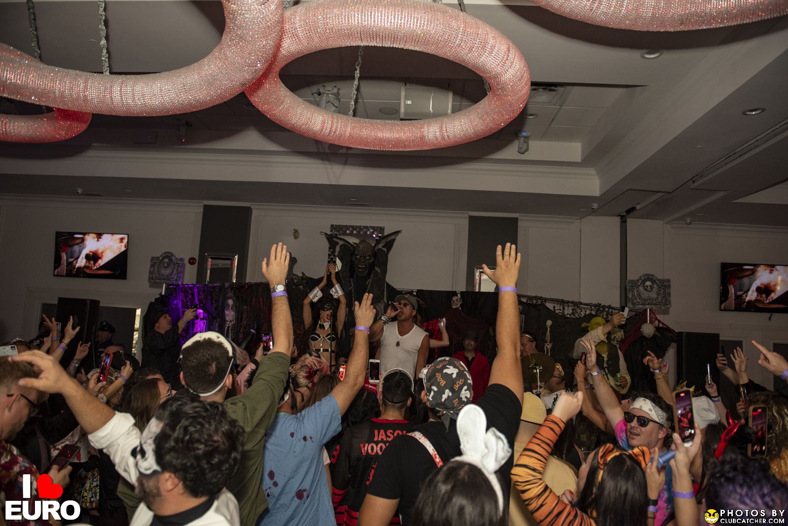 Julius party venue photo 587 - October 29th, 2022