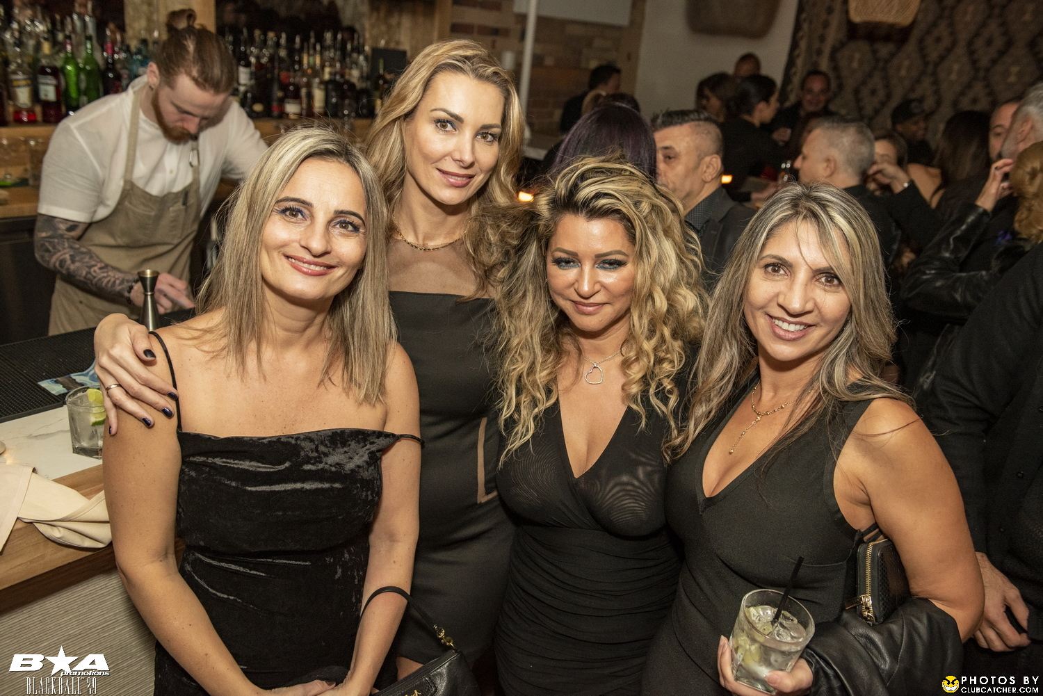 Myth lounge photo 108 - November 11th, 2022