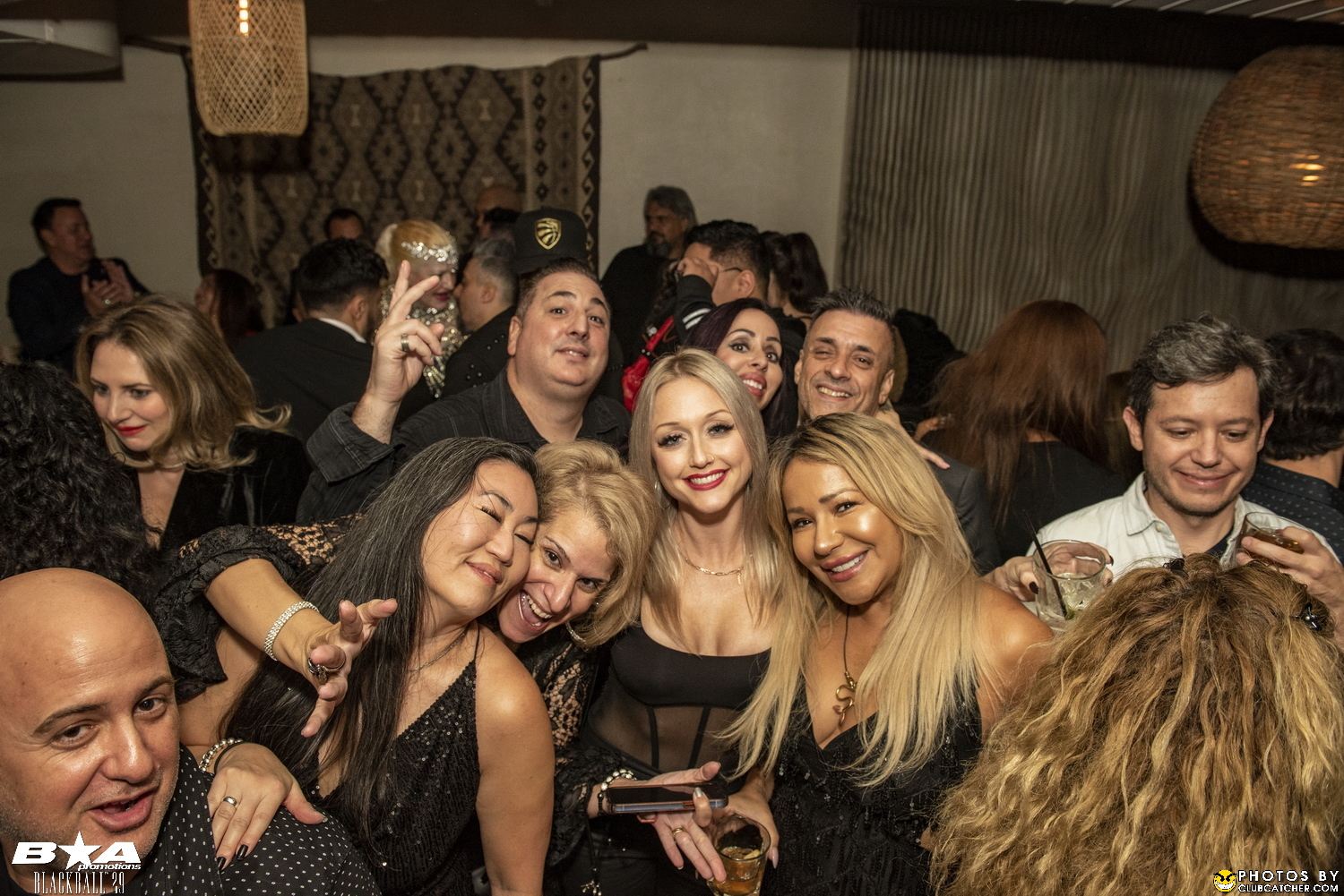 Myth lounge photo 110 - November 11th, 2022