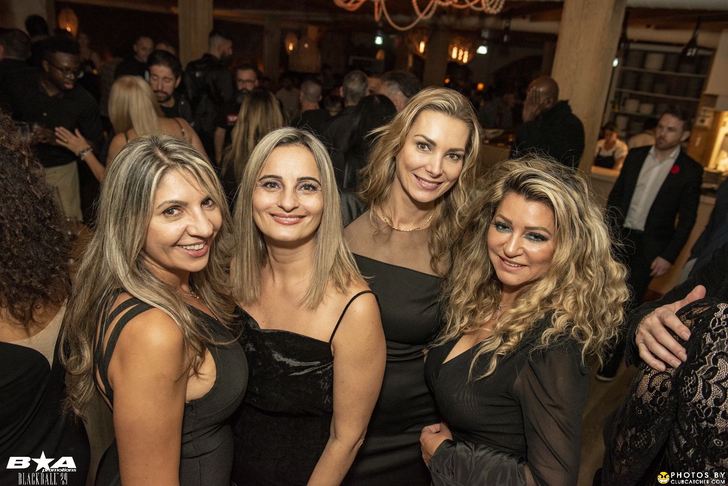 Myth lounge photo 29 - November 11th, 2022