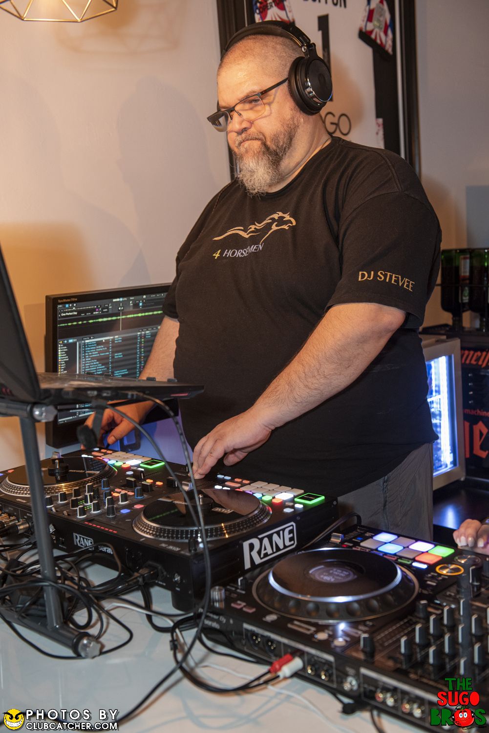 Zuccas Ristorante lounge photo 110 - April 8th, 2023