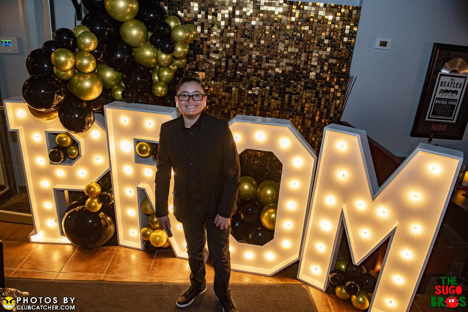 Zuccas Ristorante lounge photo 200 - April 8th, 2023