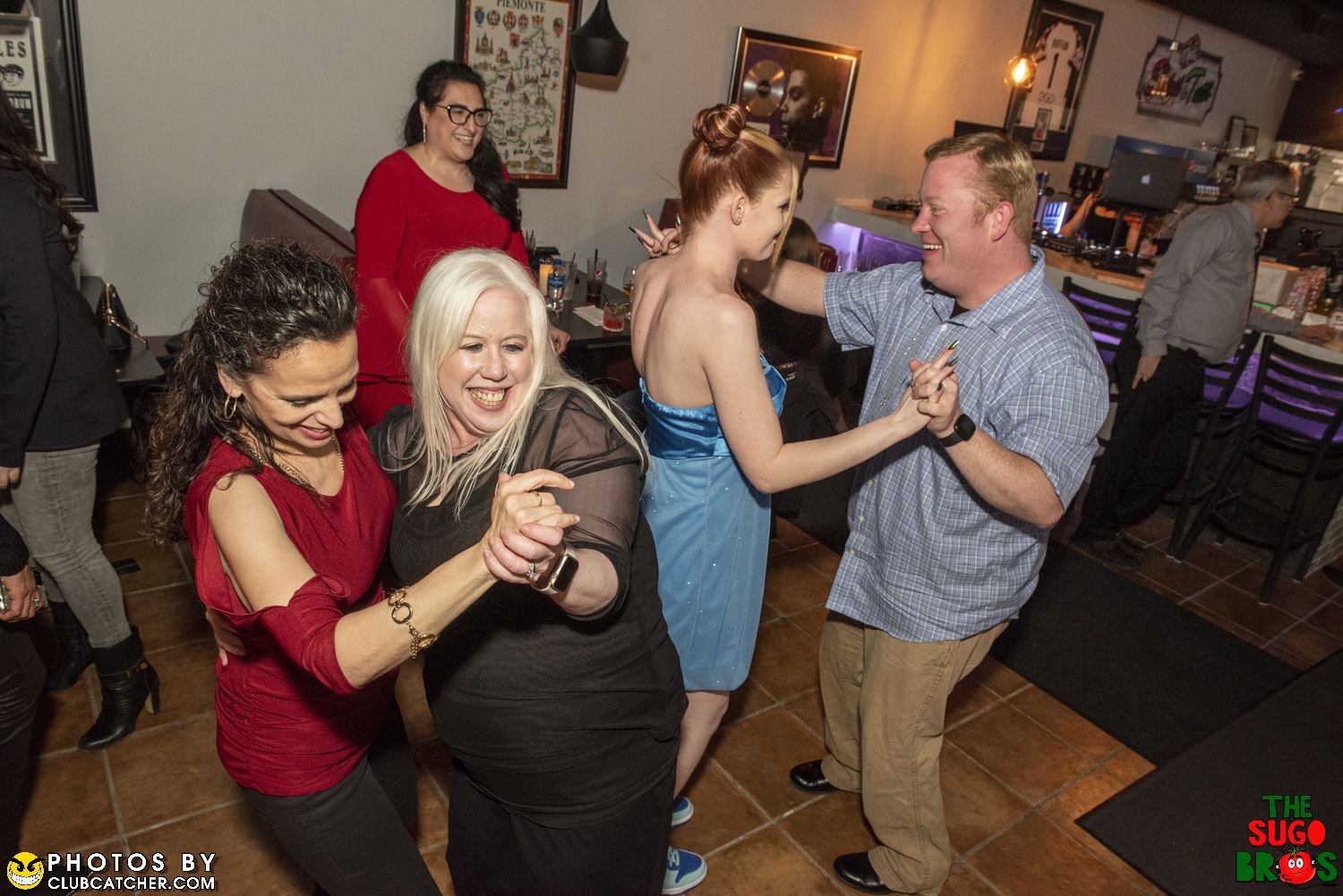 Zuccas Ristorante lounge photo 208 - April 8th, 2023